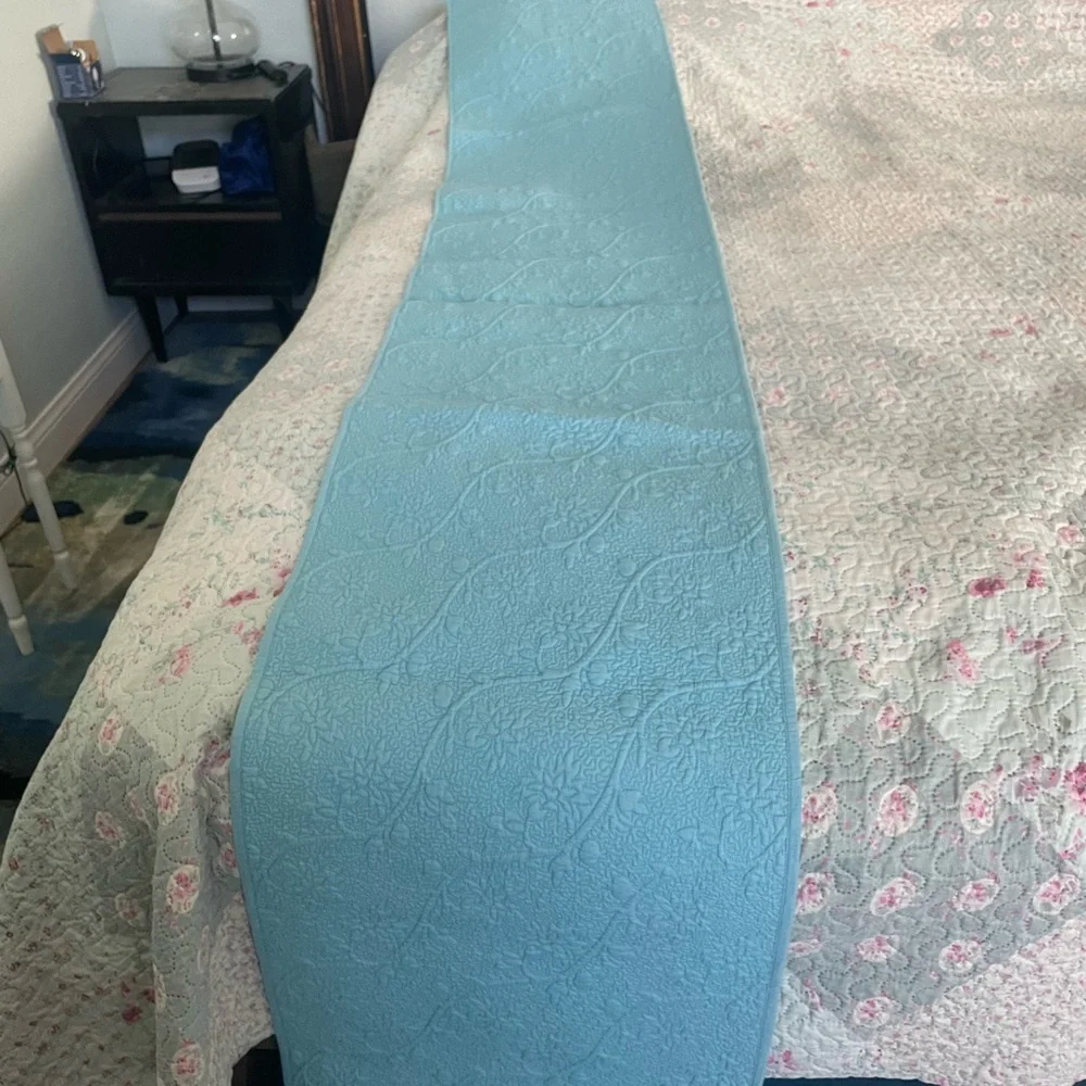 Williams Sonoma Vine Floral Boutis Blue Table Runner
